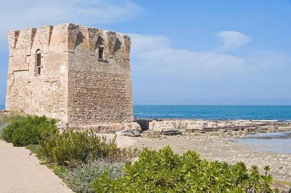 Torre di avvistamento. Polignano a Mare. La Puglia . — Foto Stock