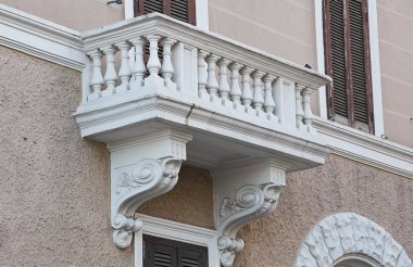 tarihi balkon.