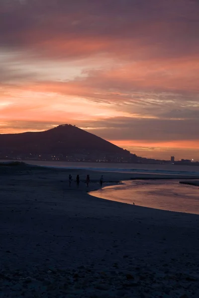 Coucher de soleil sur Cape Town — Photo