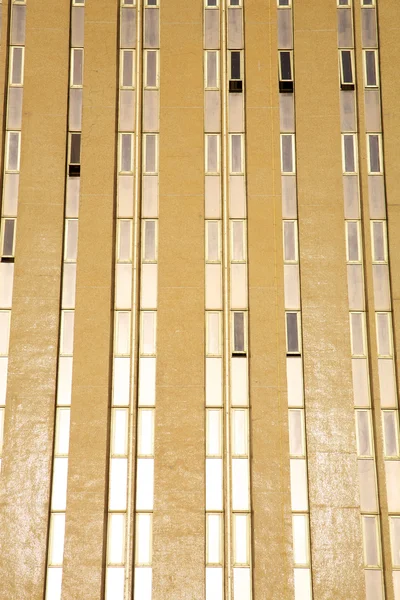 Fachada de edifício de escritório moderno em Bamako — Fotografia de Stock