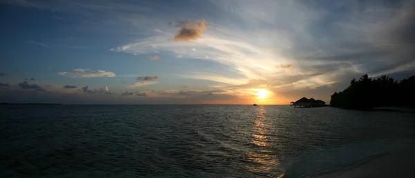 Pôr do sol no Oceano Índico — Fotografia de Stock