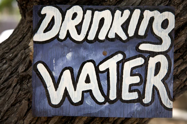 Вивіска питної води — стокове фото