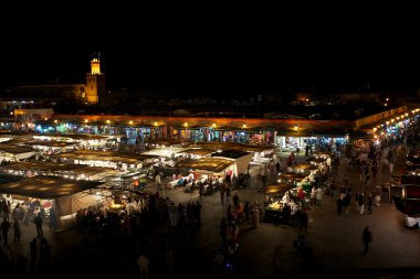 Marakeş'te djamaa el fna Meydanı