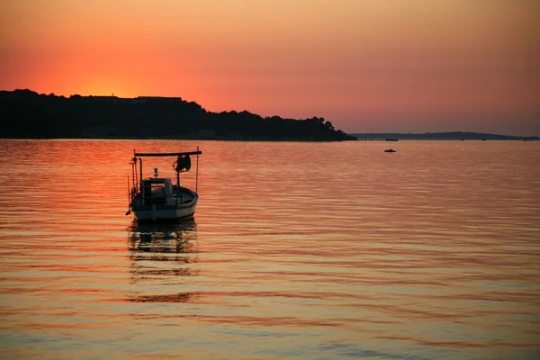 Solnedgång vid Adriatiska havet — Stockfoto