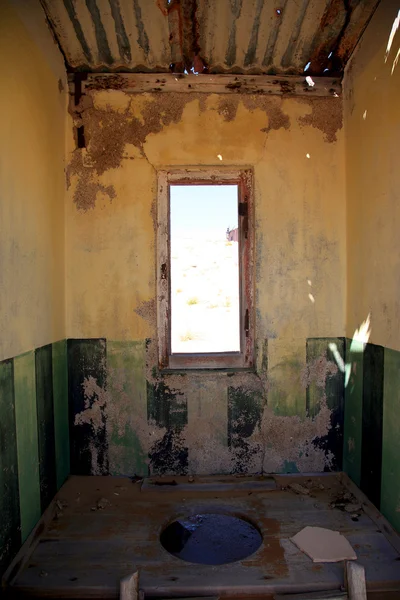 Casa velha em Kolmanskop — Fotografia de Stock
