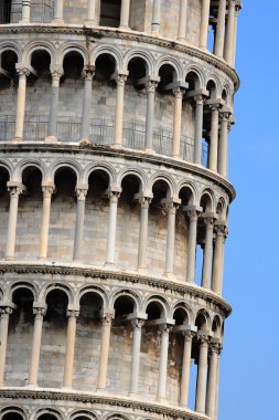 leaning tower bölümünde