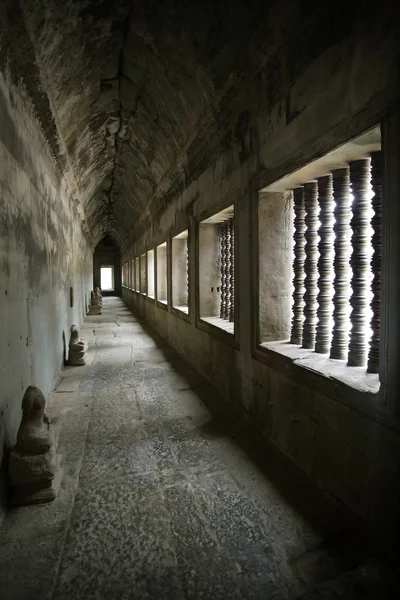 Korridoren från angkor templen — Stockfoto