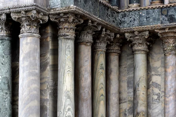 Uma Série Colunas Mármore Veneza Itália — Fotografia de Stock