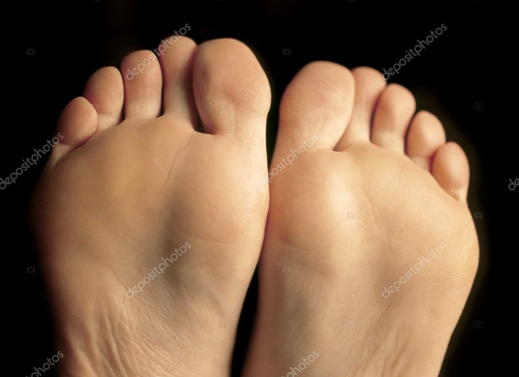 Soles girls feet Chicago Feet