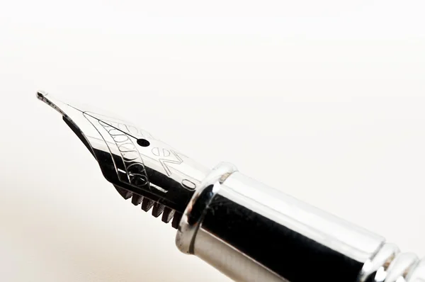 Isolierter Bleistift Auf Weißem Hintergrund — Stockfoto