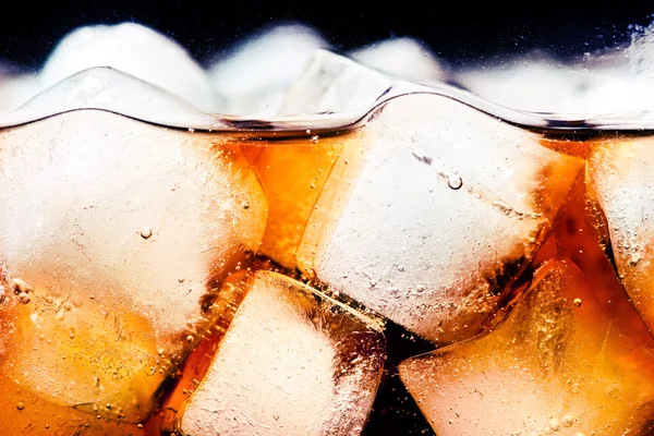 Cola with ice — Stock Photo, Image