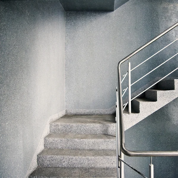 Escalera Moderna Vacía Del Edificio —  Fotos de Stock