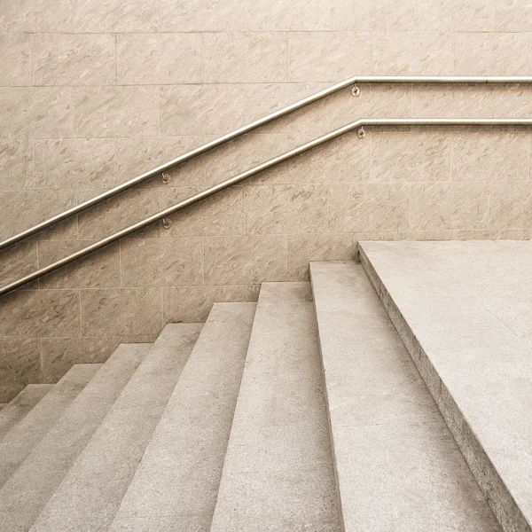 Пустая лестница — стоковое фото