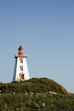 Lighthouse-bir tepe üzerinde