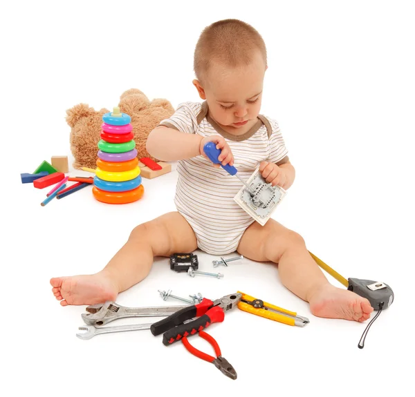 Kleine jongen met tools — Stockfoto