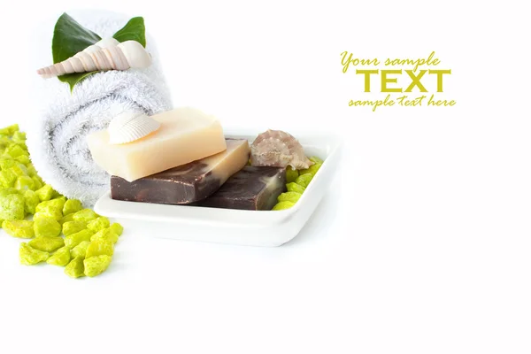 Spa setting with natural soaps and shampoo — Stock Photo, Image