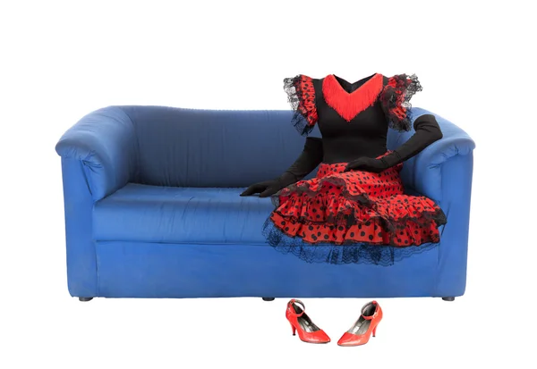 Αόρατη Γυναίκα Κόκκινο Φόρεμα Vintage Κάθεται Ένα Μπλε Καναπέ Απομονωθεί — Φωτογραφία Αρχείου
