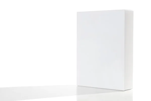 Scatola di cartone bianca per imballaggio Isolato — Foto Stock