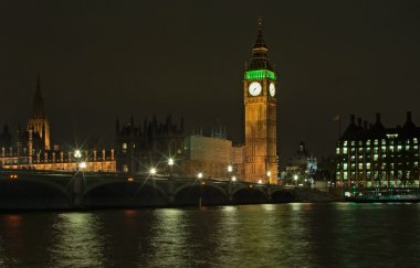 big ben ve thames Nehri, Londra gece görünümü