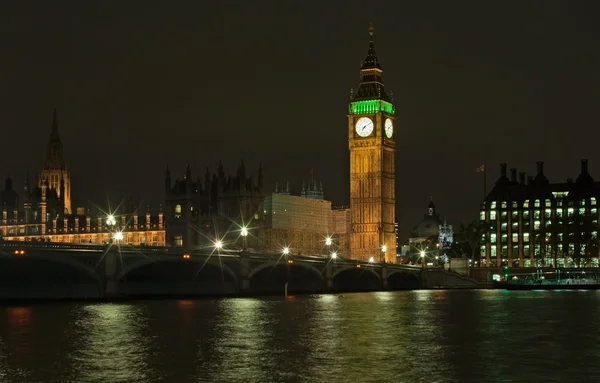 Wgląd Nocy Big Ben Thames River Londyn — Zdjęcie stockowe