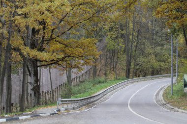 dolambaçlı yol