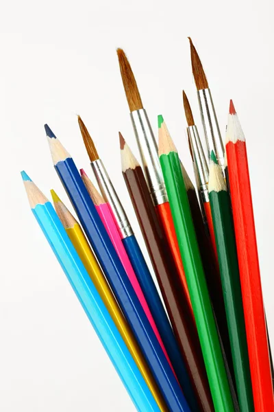 Χρωματιστά μολύβια και βούρτσες — Φωτογραφία Αρχείου