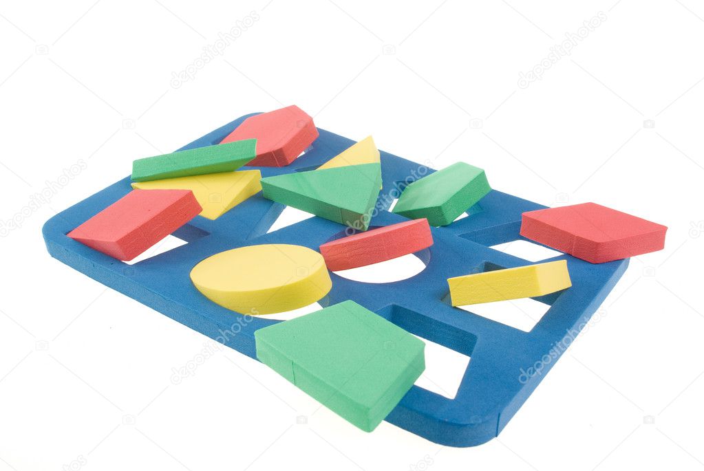 Game with color geometric shapes