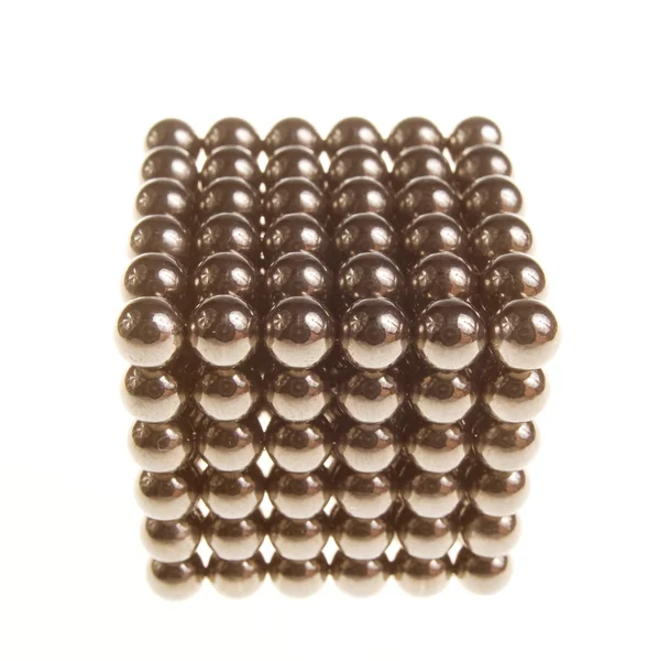 Kubus van glanzende metalen zwarte ballen — Stockfoto