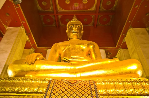 Viharn Phra Mongkol Bo-Bitr — Zdjęcie stockowe