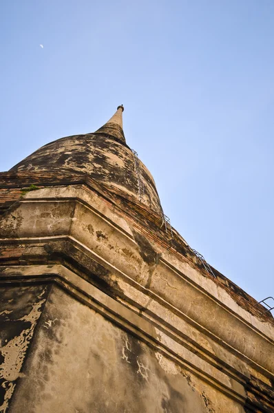 Wat Yai Chai Mongkol — Stock Photo, Image