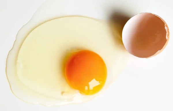 Nefunkční Syrové vejce — Stock fotografie