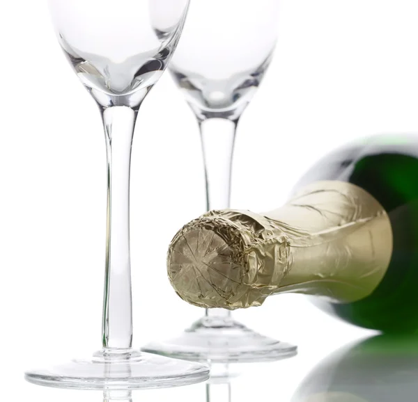 Láhev šampaňského vysoko klíčové světlo — Stock fotografie