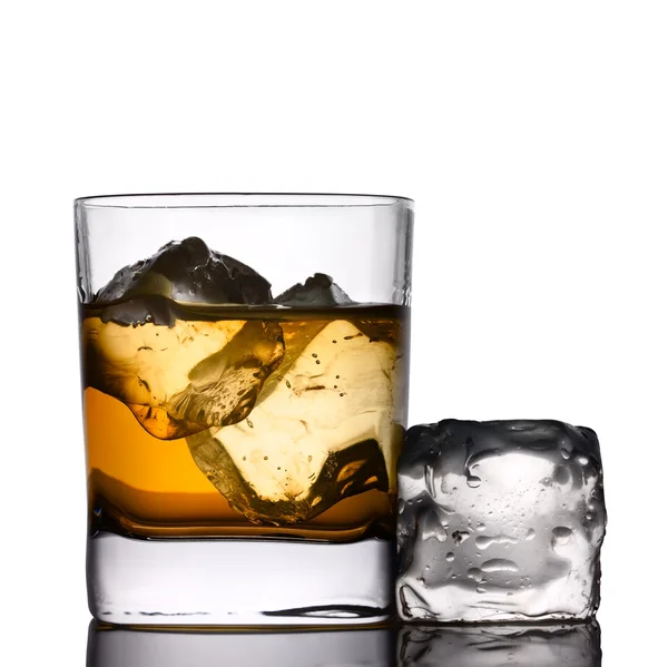 Drink on the rocks — Stock Photo, Image