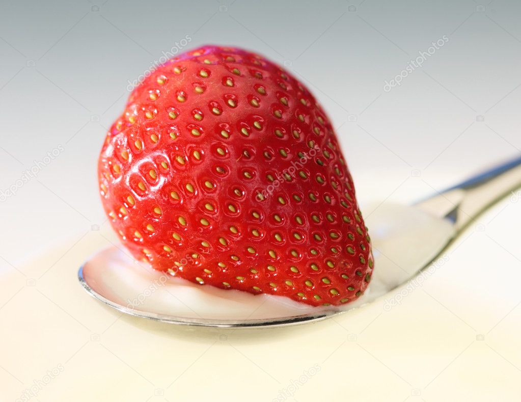 Strawberry and yoghurt