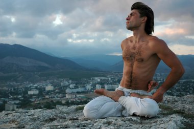 Hatha-yoga: padmasana #3