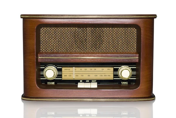 时髦复古收音机与孤立在白色的镜面效果 — 图库照片#