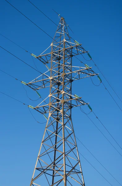 Afhankelijkheid elektrische leidingen — Stockfoto