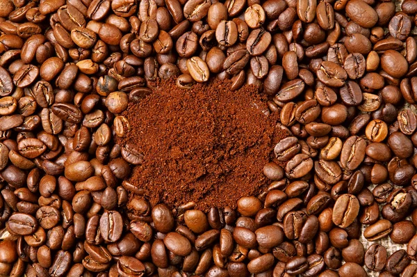 Kavrulmuş Tahıl Çekilmiş Kahve — Stok fotoğraf