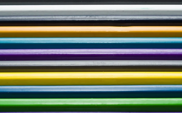 Renkli kalemler kökenli — Stok fotoğraf