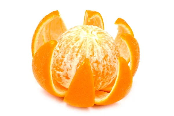 Tagli l'arancia succosa — Foto Stock