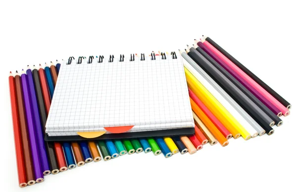 Cuaderno y lápices — Foto de Stock