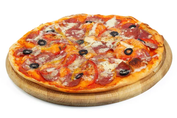 Pizza Auf Einem Holzbrett — Stockfoto