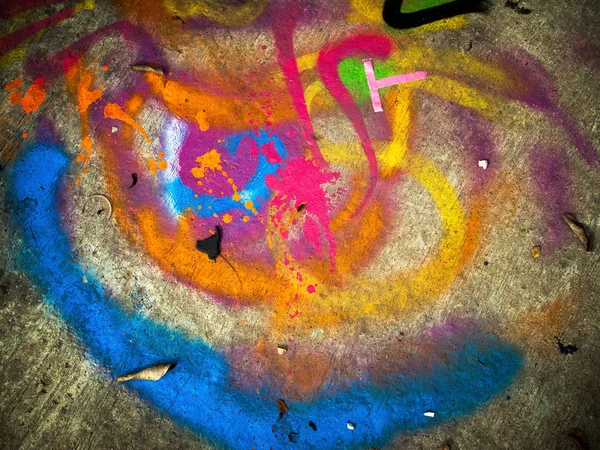Sprühfarbe auf dem Boden — Stockfoto