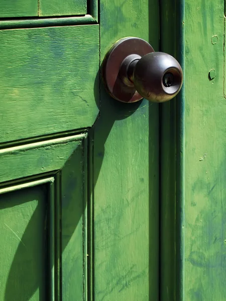 Old iron doorknob — Stock Photo, Image