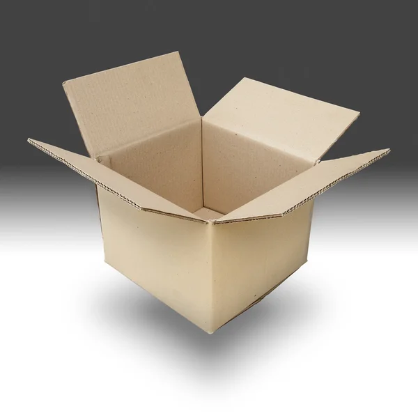 Бумажная коробка открыта — стоковое фото