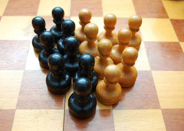 Siyah Beyaz Satranç Satranç Tahtasının Boardvintage Siyah Beyaz Piyon Piyonlar — Stok fotoğraf
