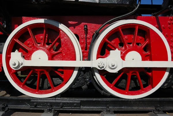 Räder der Oldtimer-Lokomotive — Stockfoto