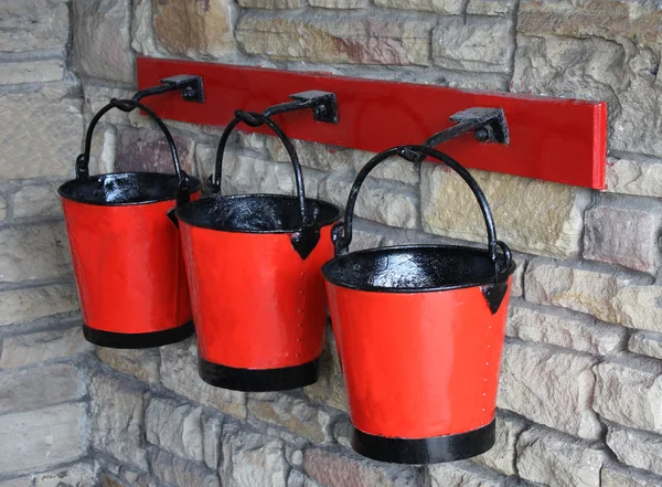 消防水桶 — 图库照片