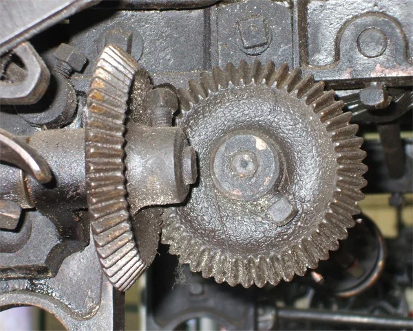Bir Çift Birbirine Gri Metal Dişli Tekerler — Stok fotoğraf