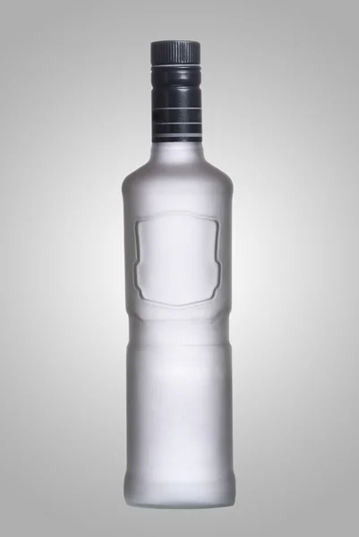 Бутылка водки со льдом — стоковое фото